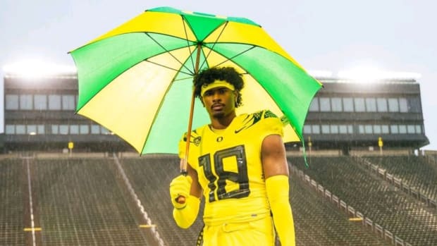 jayden-wayne-oregon-visit-umbrella